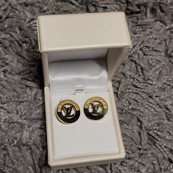 "LV" earrings ⚜ New In Box - Picture 3 of 3